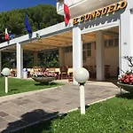 Hotel Consuelo 4*