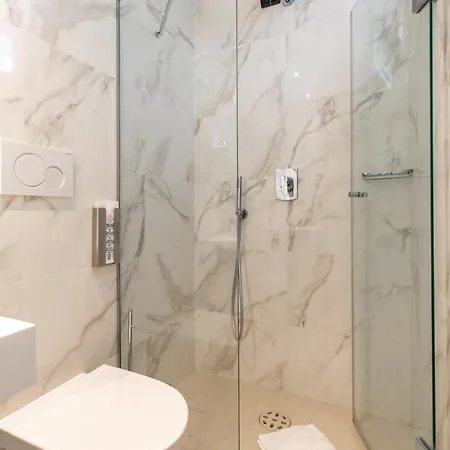Consuelo Hotel 4*
