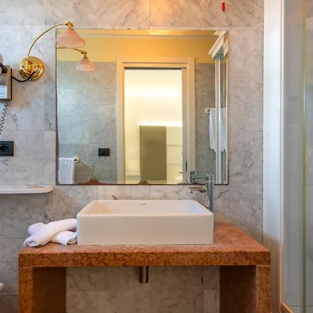 Consuelo Hotel 4*