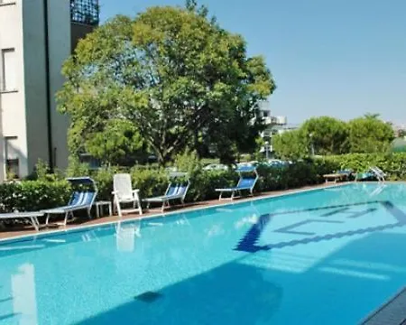 Consuelo Отель 4*